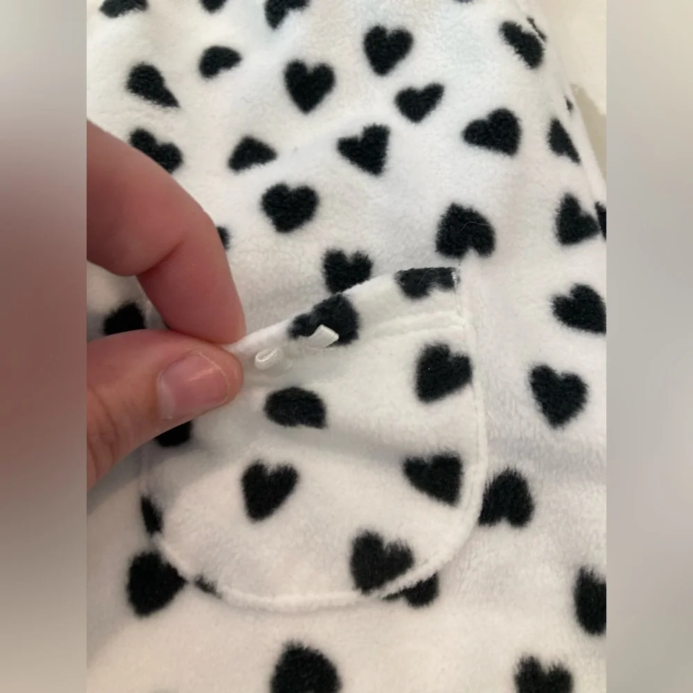 Baby girl white black heart fleece footie pajamas pjs zipper sleeper no foot 3mo